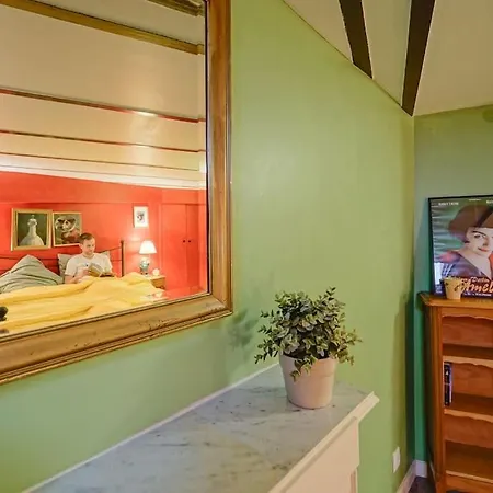 Amelie In Hidden Gem Montmartre Апартаменты *